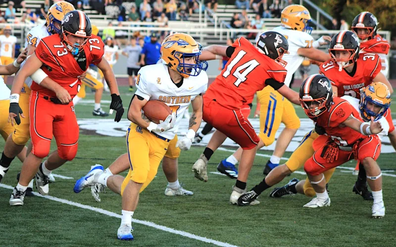 Bulldogs pull away from Indians